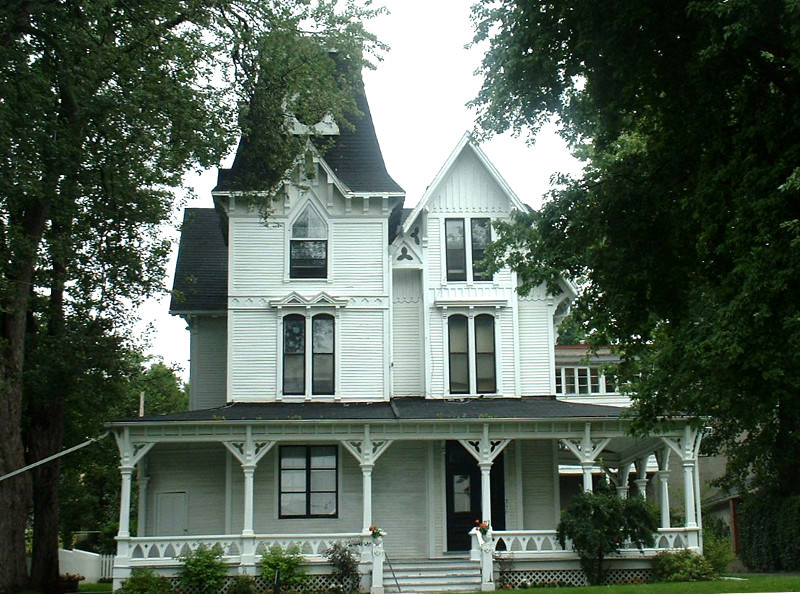 Porch in Brockville