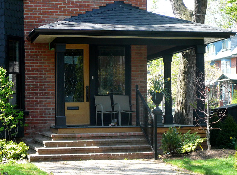 Porch in Toronto